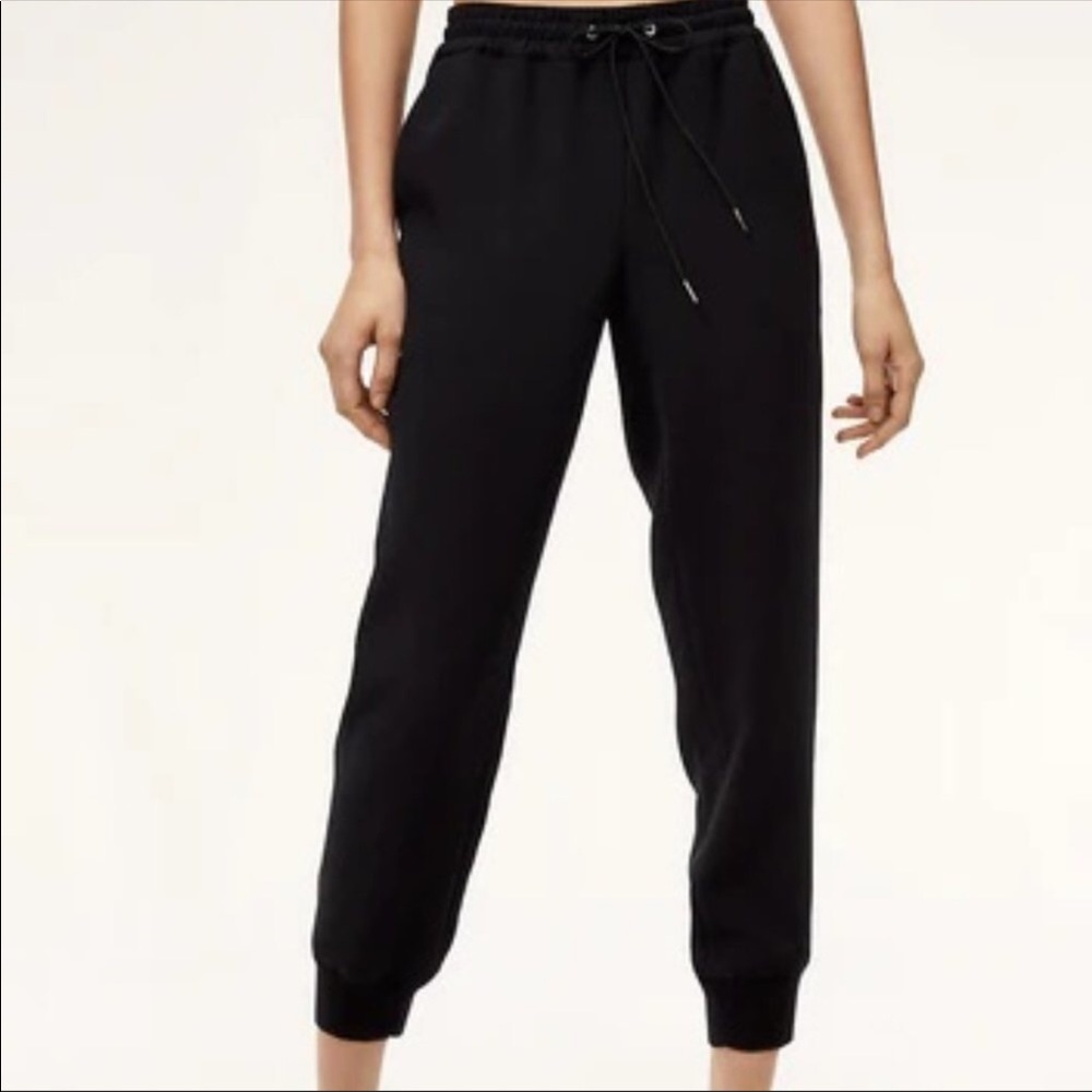Aritzia Wilfred Buffon Pants- Black- Size S